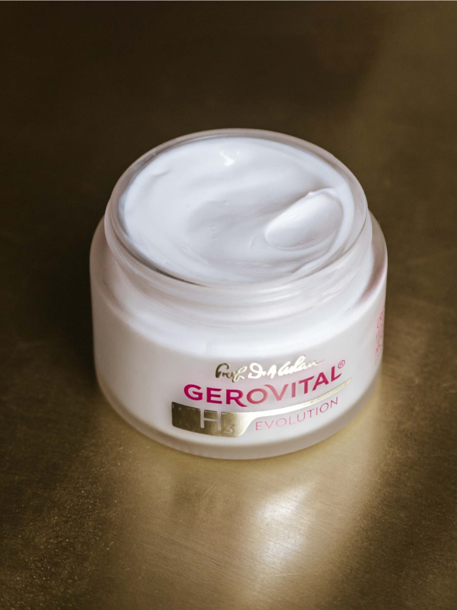 Sun protection Moisturizing Lifting Cream | Gerovital – Gerovital